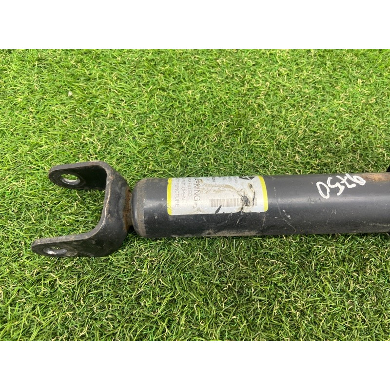 Амортизатор (подвеска) Jeep Grand Cherokee WK2 2014 3.0 Diesel EXF 68069675AD