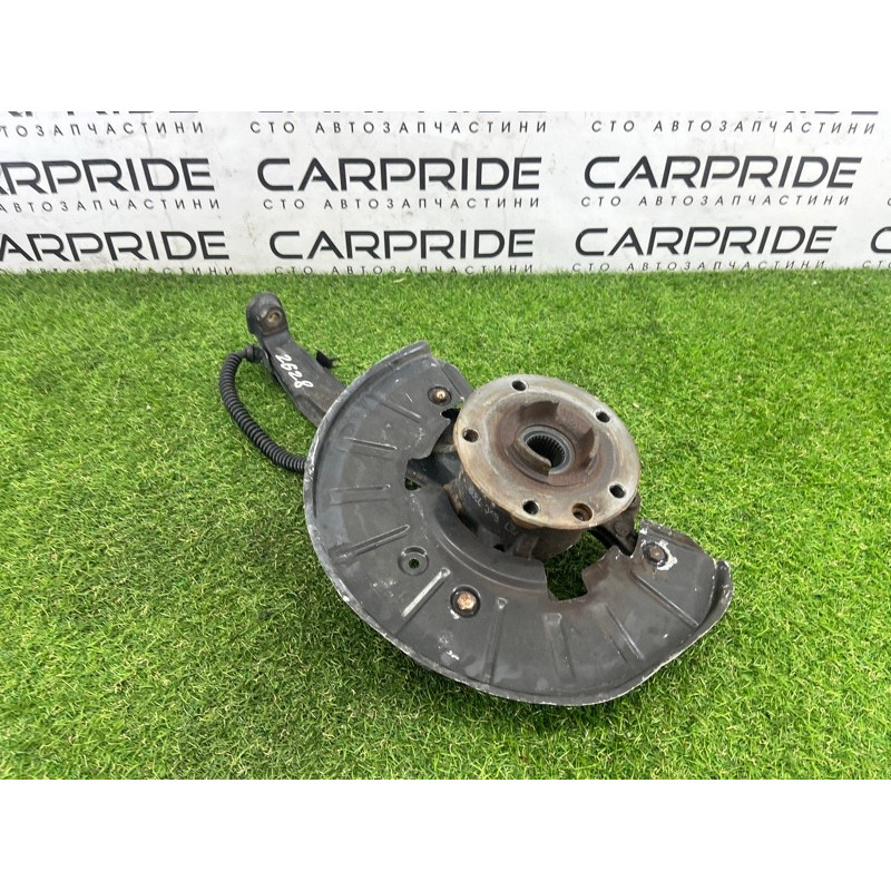 Поворотный кулак (подвеска) Volkswagen Touareg NF 2013 3.6 7P6407246A