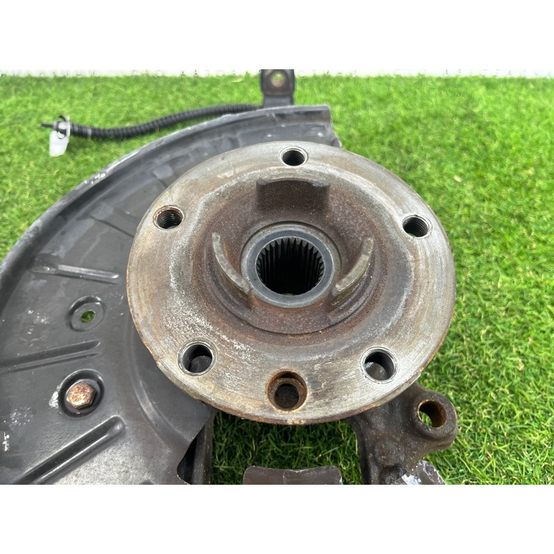 Поворотный кулак (подвеска) Volkswagen Touareg NF 2013 3.6 7P6407246A