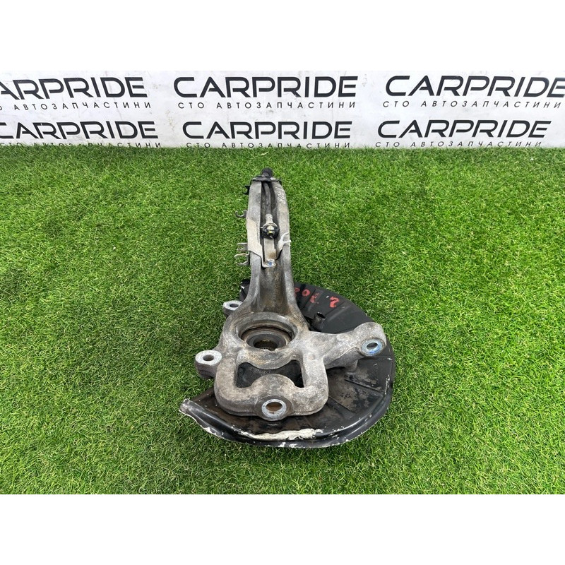 Поворотный кулак (подвеска) AUDI Q7 4L 2011 3.0 CATA 7L8407258B