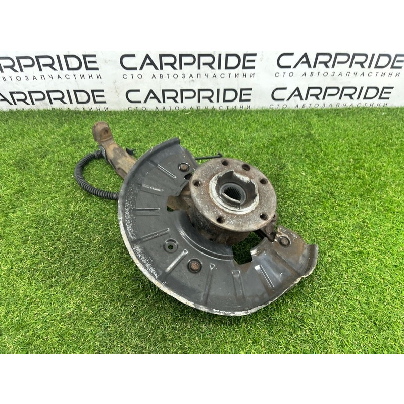 Поворотный кулак (подвеска) Volkswagen Touareg NF 2012 3.6 CGRA 7P6407246A