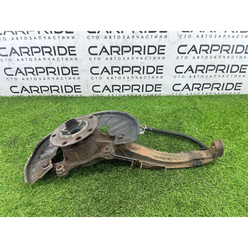 Поворотный кулак (подвеска) Volkswagen Touareg NF 2012 3.6 CGRA 7P6407246A