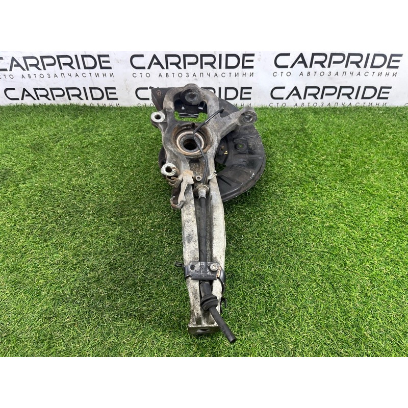 Поворотный кулак (подвеска) AUDI Q7 4L 2011 3.0 CATA 7L8407257B