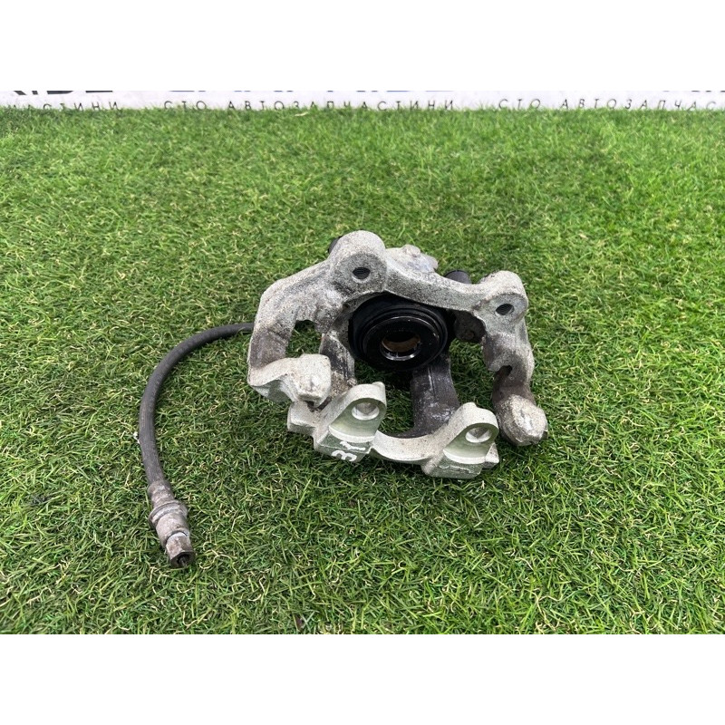 Суппорт тормозной (тормозная система) Jeep Grand Cherokee WK2 2020 3.6 68052381AA