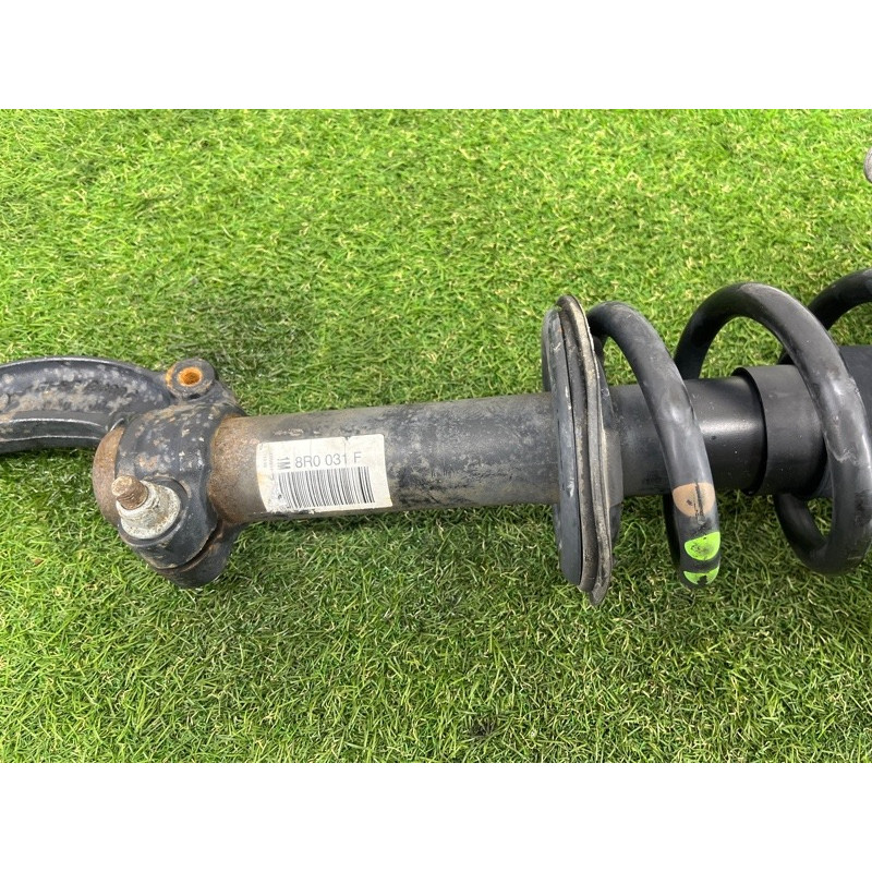 Амортизатор в сборе (подвеска) AUDI Q5 8R 2012 3.2 CALB 8R0413031F