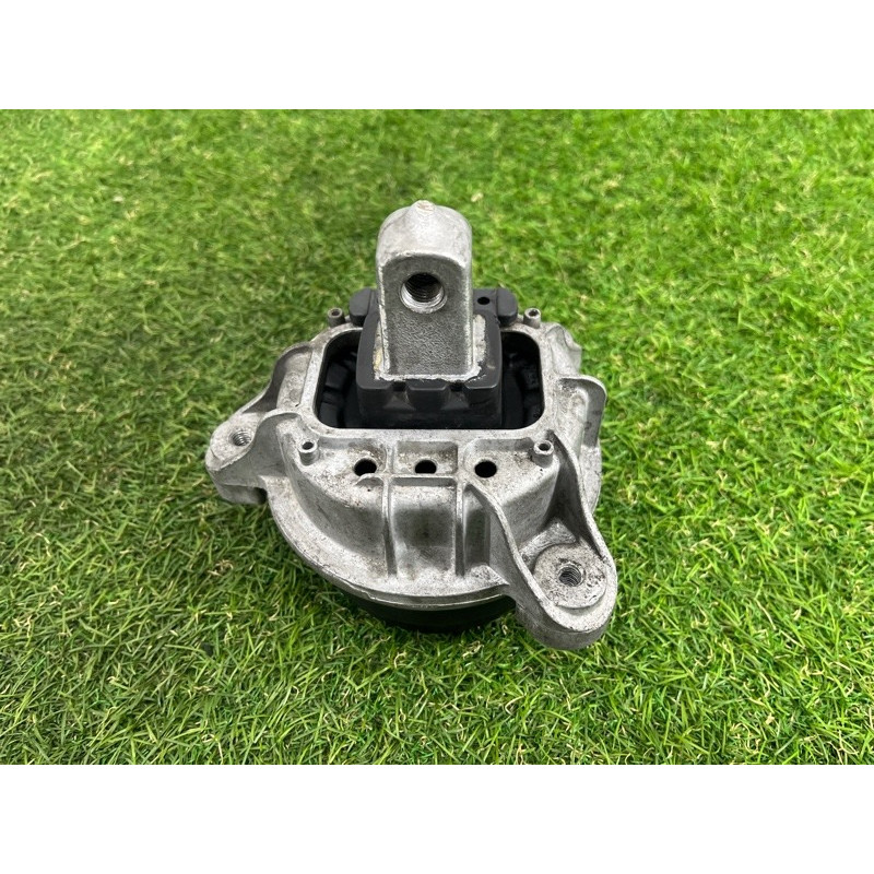 Подушка двигателя (двигатель и элементы) BMW 5-series Gran Turismo F07 2011 3.0 N55B30 22116777365