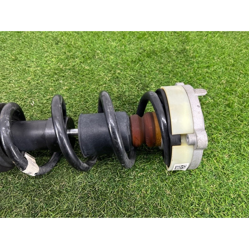 Амортизатор в сборе (подвеска) AUDI A5 F5 2020 2.0 CYMC 8W0413031BG