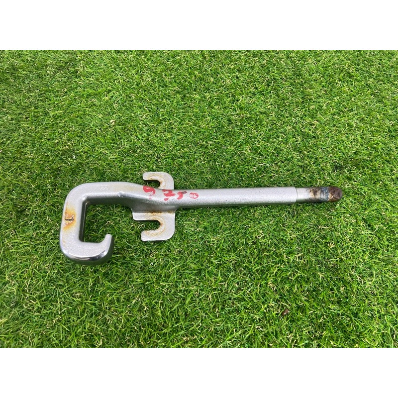 Крюк буксировочный (стекла и зеркала) Jeep Grand Cherokee WK2 2014 3.0 Diesel EXF 68140583AA