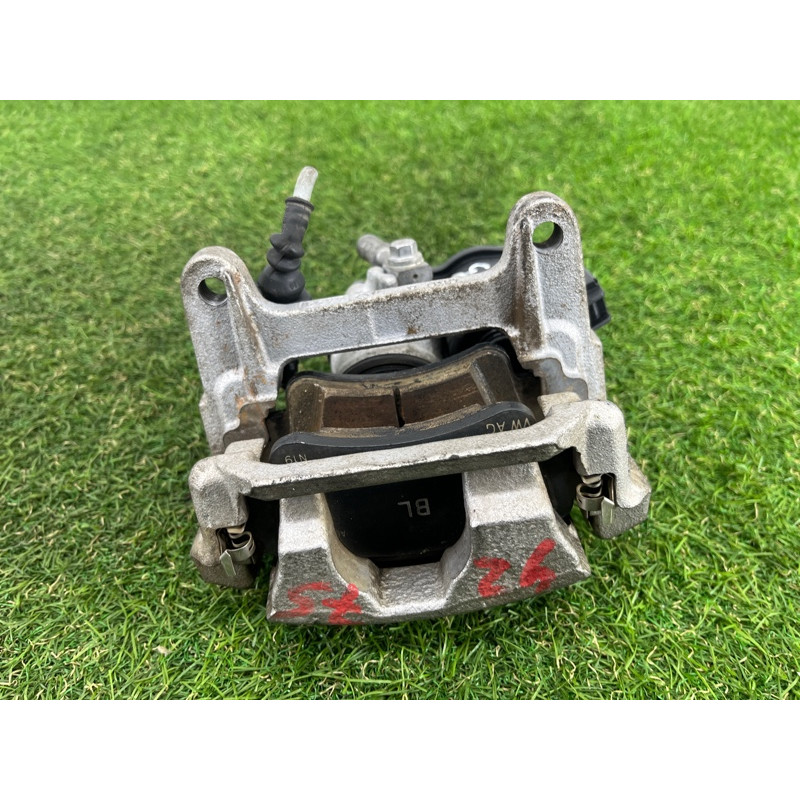 Гальмівний супорт (гальмівна система) AUDI A5 F5 2020 2.0 CYMC 8W0615404NSL7