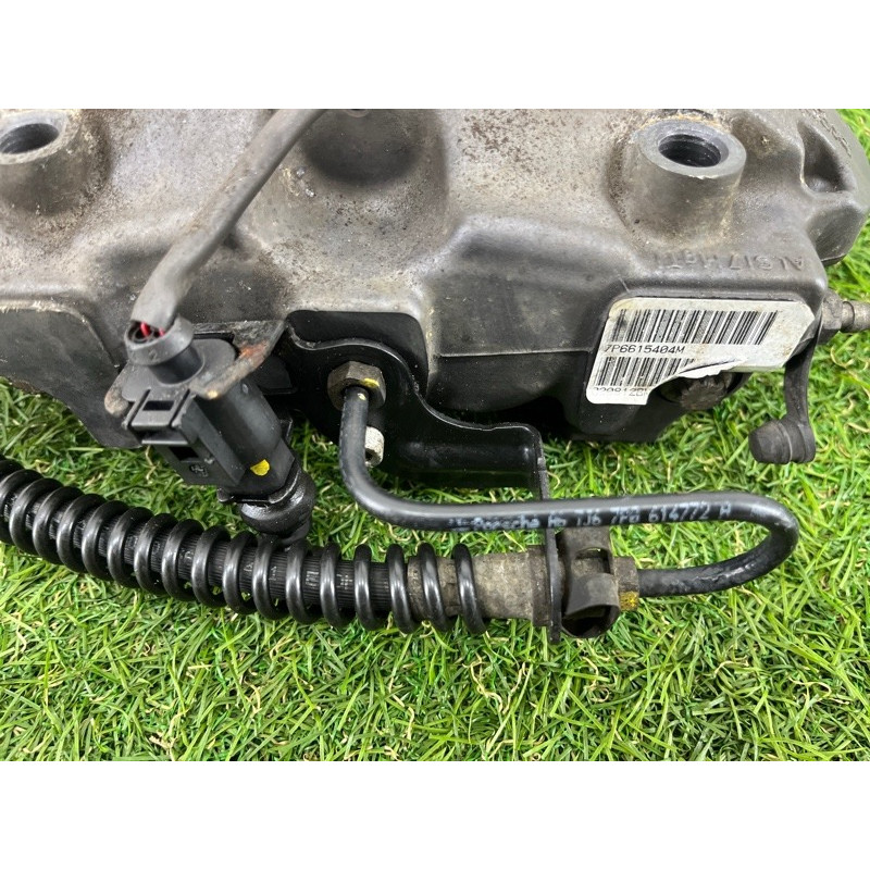 Суппорт тормозной (тормозная система) Volkswagen Touareg NF 2012 3.6 CGRA 7P6615424D