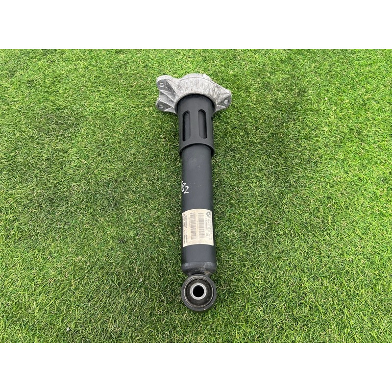 Амортизатор (подвеска) BMW 5-series Gran Turismo F07 2011 3.0 N55B30 33526798150