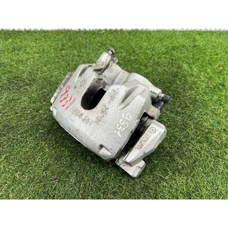 Суппорт тормозной (тормозная система) Jeep Grand Cherokee WK2 2020 3.6 68138842AB