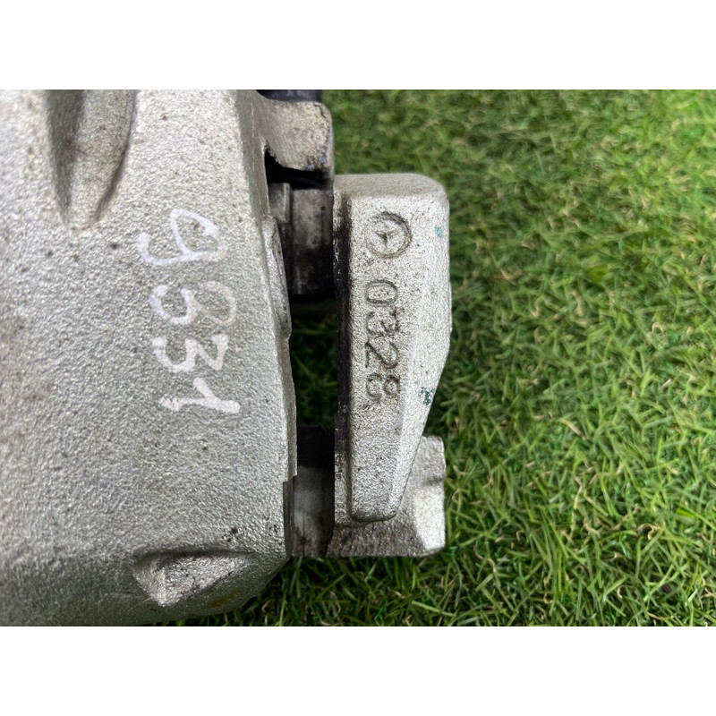 Суппорт тормозной (тормозная система) Jeep Grand Cherokee WK2 2020 3.6 68138842AB