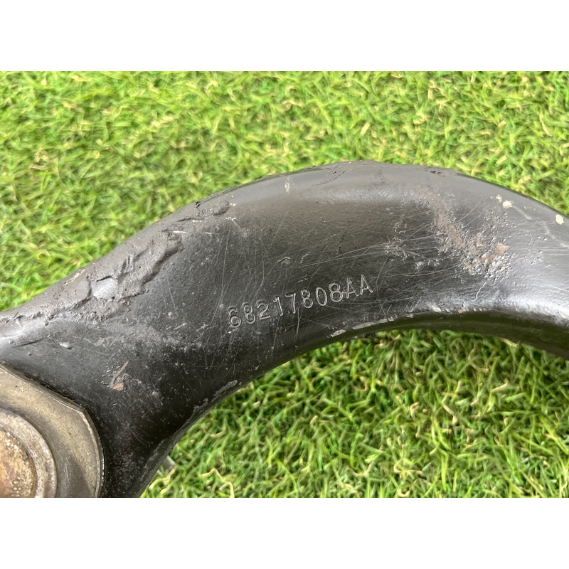 Рычаг подвески (подвеска) Jeep Grand Cherokee WK2 2014 3.0 Diesel EXF 68217808AA