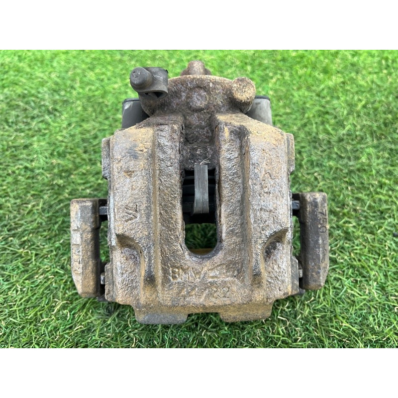 Гальмівний супорт (гальмівна система) BMW 3-series E93 2008 3.0 N54 34216769102