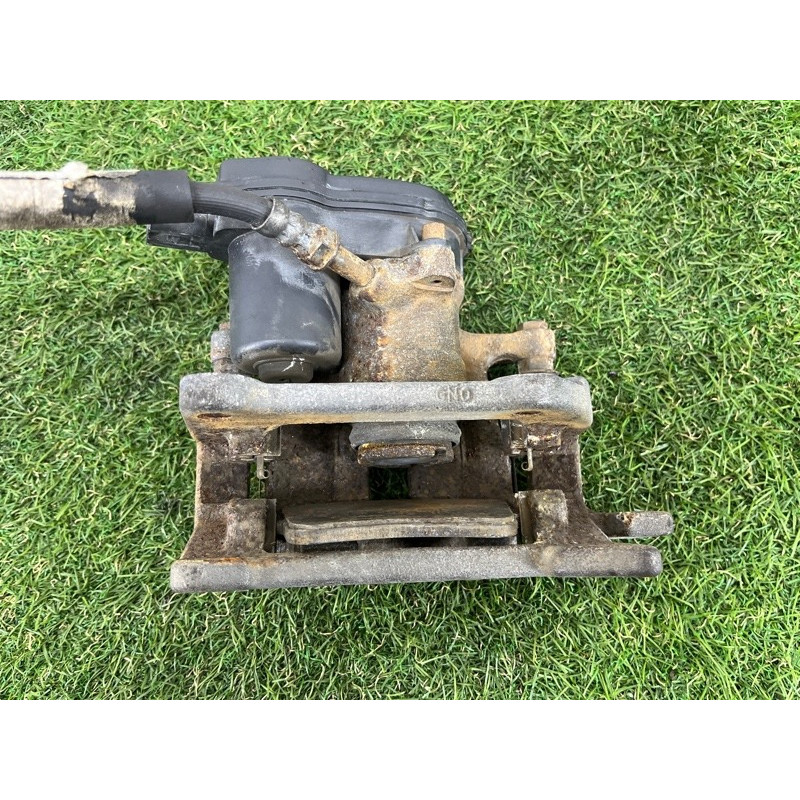 Суппорт тормозной (тормозная система) AUDI A4 B8 2012 2.0 CAEB 8K0615403B