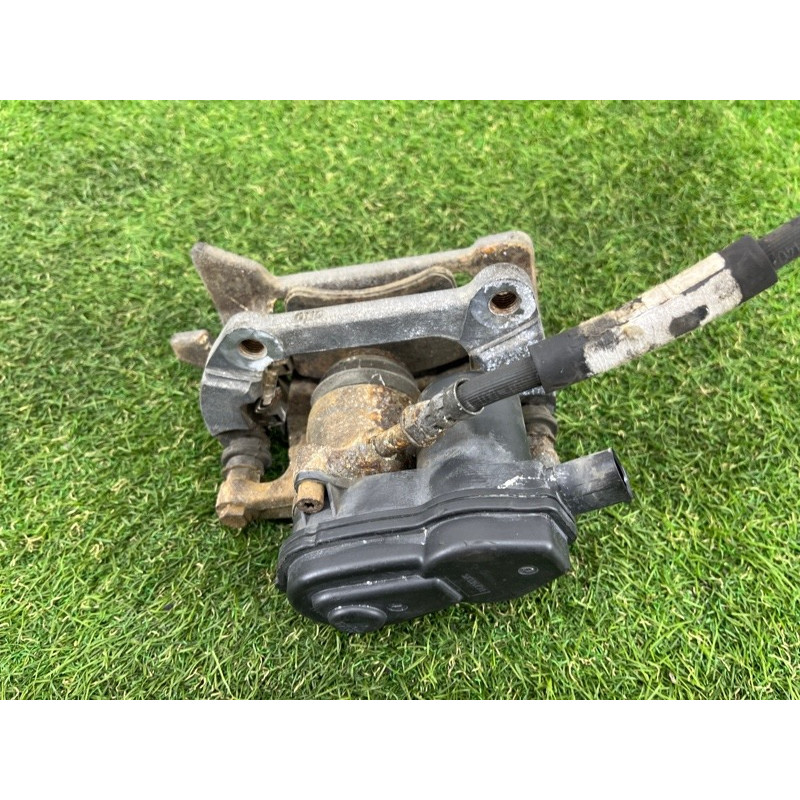 Суппорт тормозной (тормозная система) AUDI A4 B8 2012 2.0 CAEB 8K0615403B