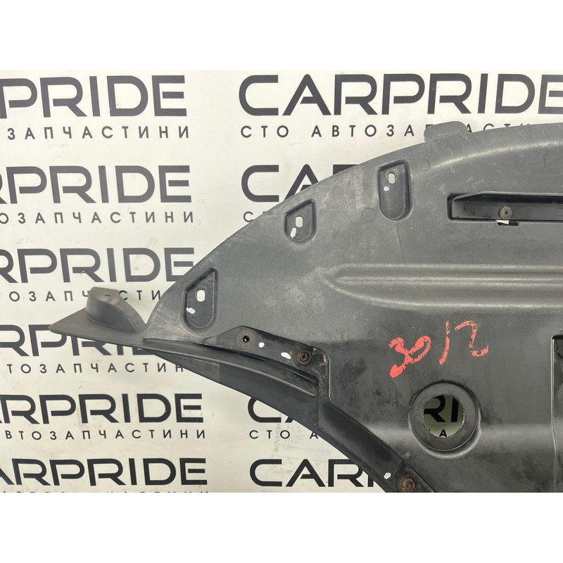 Защита двигателя (кузов и элементы) AUDI Q5 8R 2012 3.2 CALB 8R0863821C