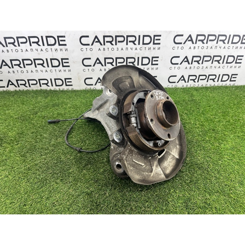 Цапфа подвески (подвеска) BMW X5 E70 2011 3.0 N57 33326879102