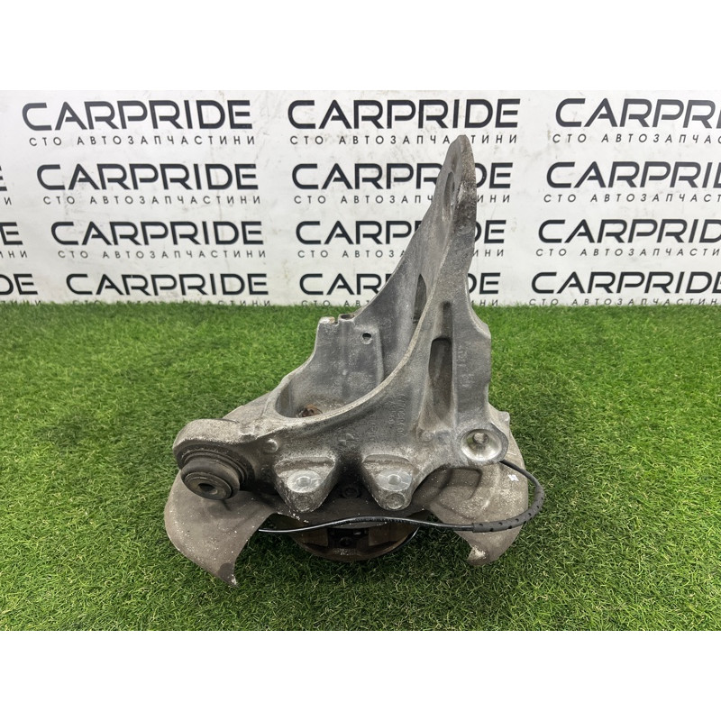 Цапфа подвески (подвеска) BMW X5 E70 2011 3.0 N57 33326879102