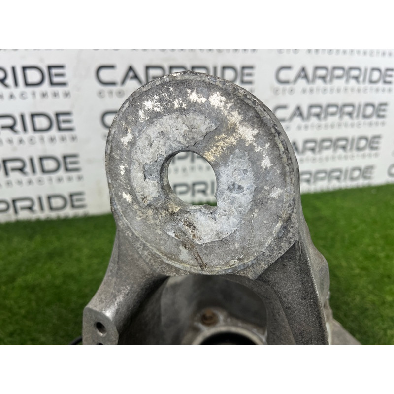 Цапфа подвески (подвеска) BMW X5 E70 2011 3.0 N57 33326879102