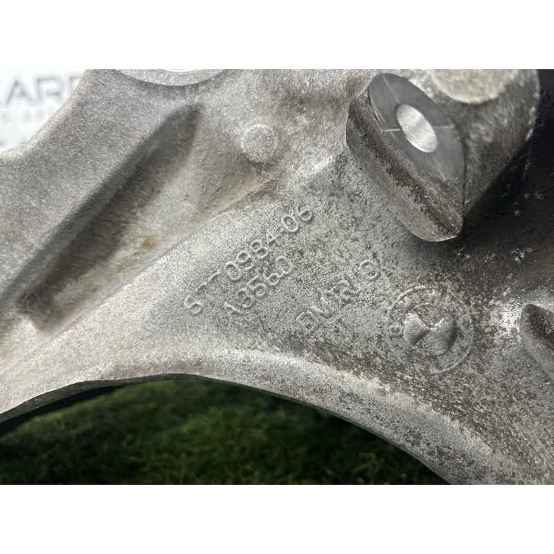 Цапфа подвески (подвеска) BMW X5 E70 2011 3.0 N57 33326879102