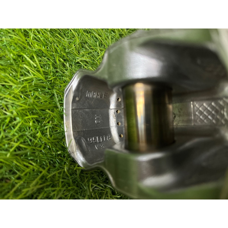 Поршень (двигатель и элементы) Cadillac Xt5 1 2016 3.6 12674055