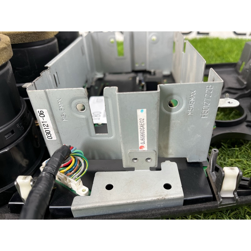 Рамка магнітоли (салон) Mazda 6 GG 2004 2.0 RF5