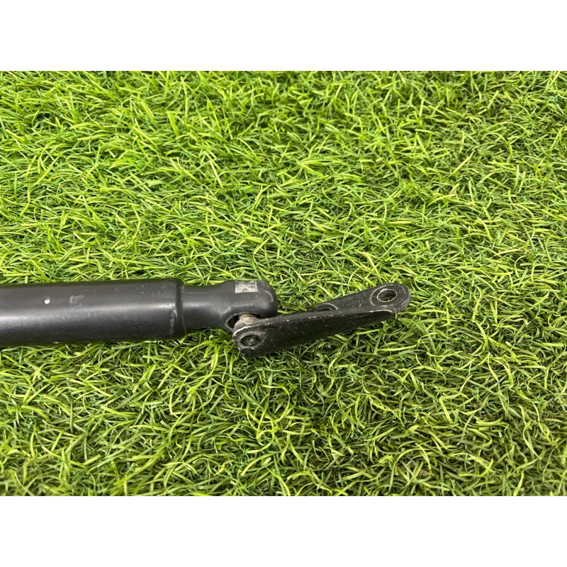 Амортизатор багажника (кузов и элементы) Mazda 6 GG 2002 2.0 RF5