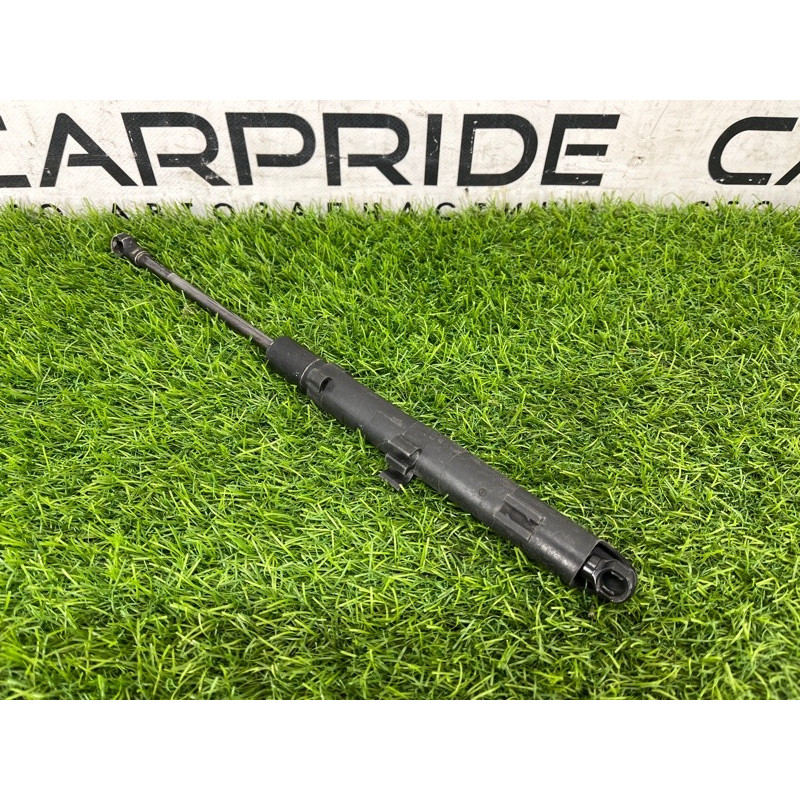 Амортизатор капота (кузов и элементы) BMW 7-series E38 51238150077