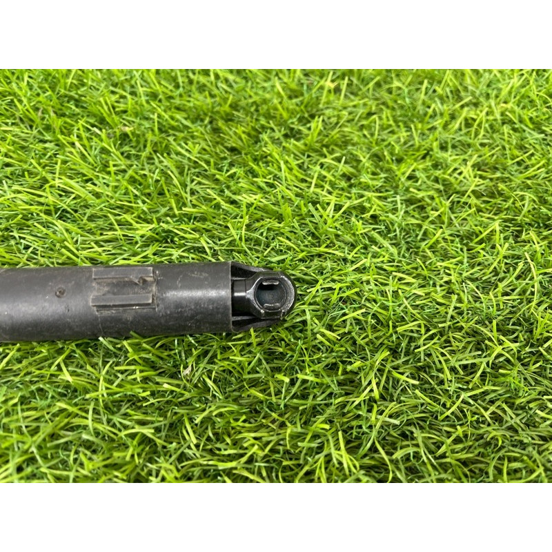 Амортизатор капота (кузов и элементы) BMW 7-series E38 51238150077