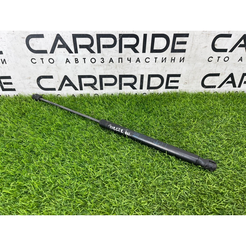 Амортизатор багажника (кузов и элементы) Opel Vectra C 2004 2.2 SE 176608