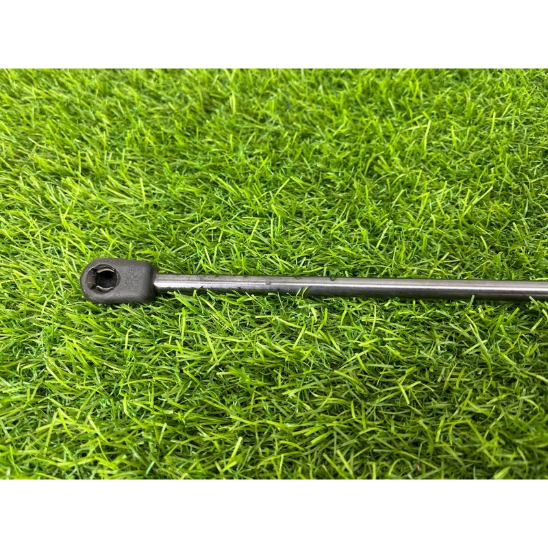 Амортизатор багажника (кузов и элементы) Opel Vectra C 2004 2.2 SE 176608