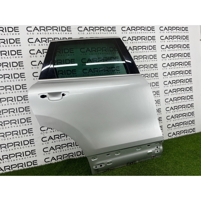 Дверь (наружные элементы кузова) Volkswagen Touareg NF 2011 3.0 TDI 7P0833056