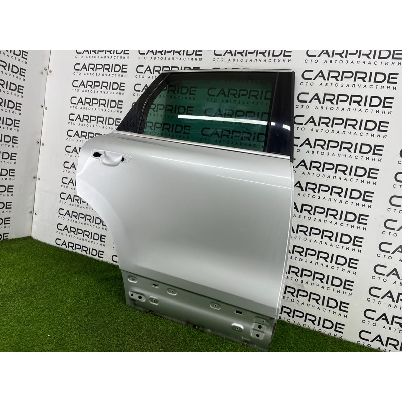 Дверь (наружные элементы кузова) Volkswagen Touareg NF 2011 3.0 TDI 7P0833056