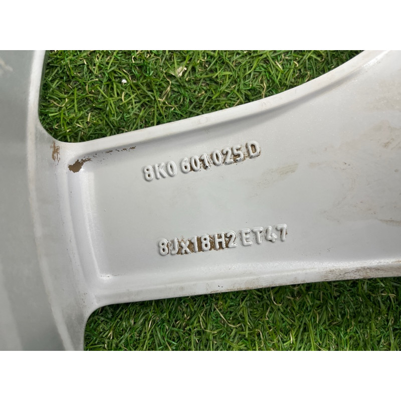 Комплект дисков 5x112 R18 8Jx18H2 ET47 (диски на авто) AUDI A4 B8 2012 2.0 CAEB 8K0601025CD