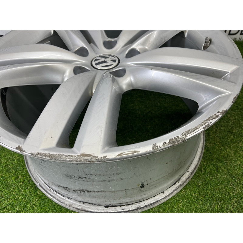 Комплект дисков 5x130 R20 9jx20h2 ET57 (диски на авто) Volkswagen Touareg NF 2011 3.0 TDI 7P6601025E88Z