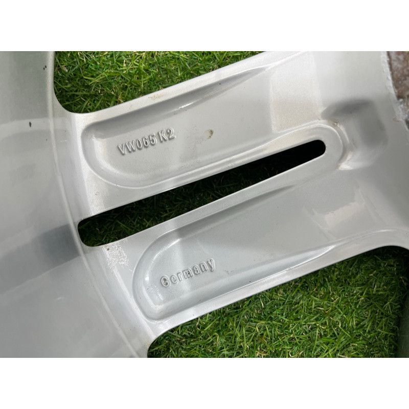 Комплект дисков 5x130 R20 9jx20h2 ET57 (диски на авто) Volkswagen Touareg NF 2011 3.0 TDI 7P6601025E88Z