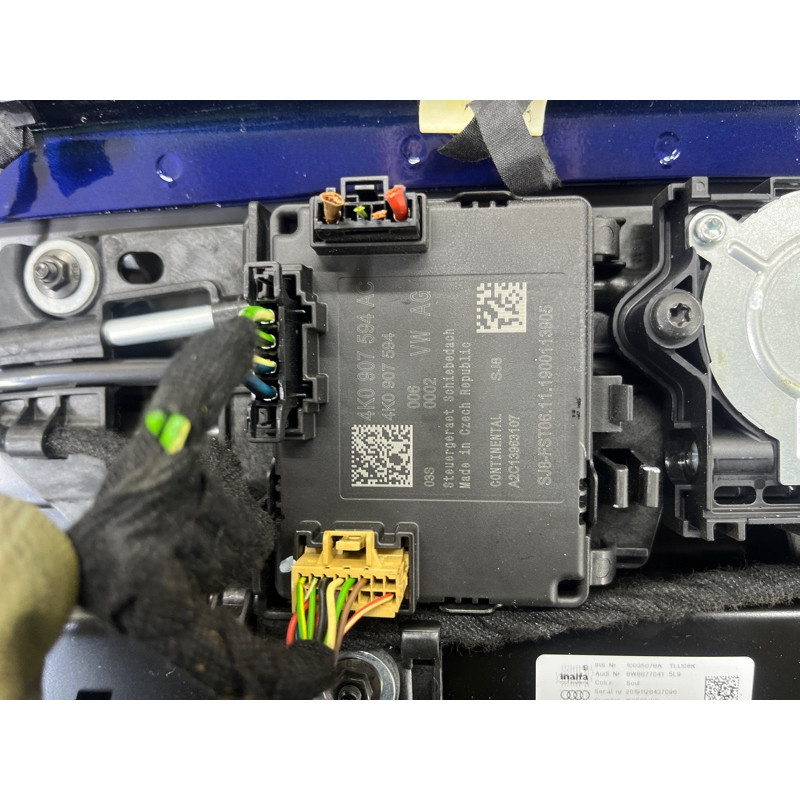 Люк панорама в сборе (кузов и элементы) AUDI A5 F5 2020 2.0 CYMC 8W8877049