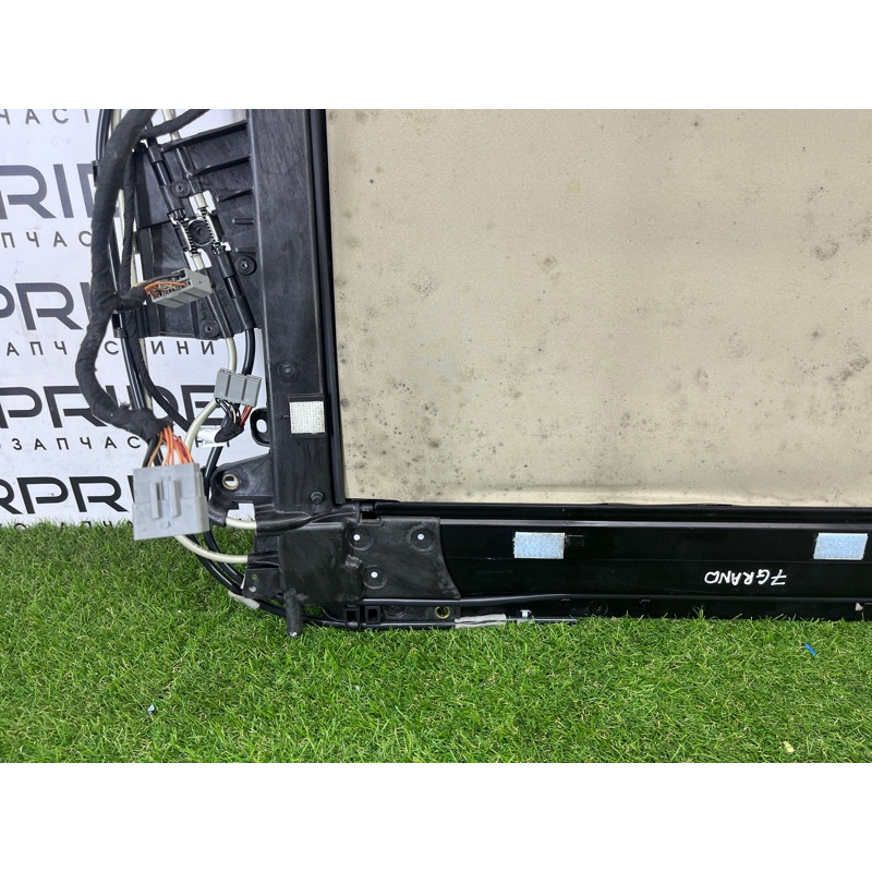 Люк панорама в сборе (кузов и элементы) Jeep Grand Cherokee WK2 2014 3.0 Diesel EXF 68236781AA