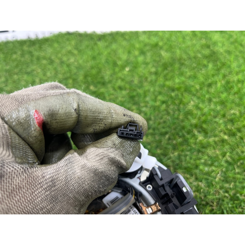 Airbag руля (airbag / безопасность) Volkswagen Touareg NF 2012 3.6 CGRA 7P6880201K4A1