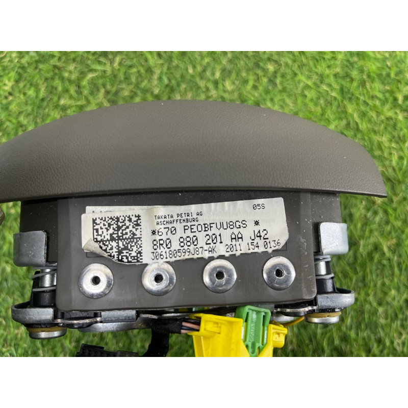 Airbag руля (airbag/безопасность) AUDI Q5 8R 2012 3.2 CALB 8R0880201AQJ42