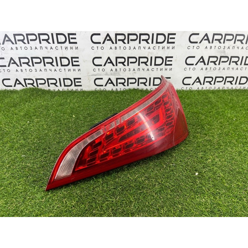 Задний фонарь (оптика) AUDI Q5 8R 2012 3.2 CALB 8R0945094B