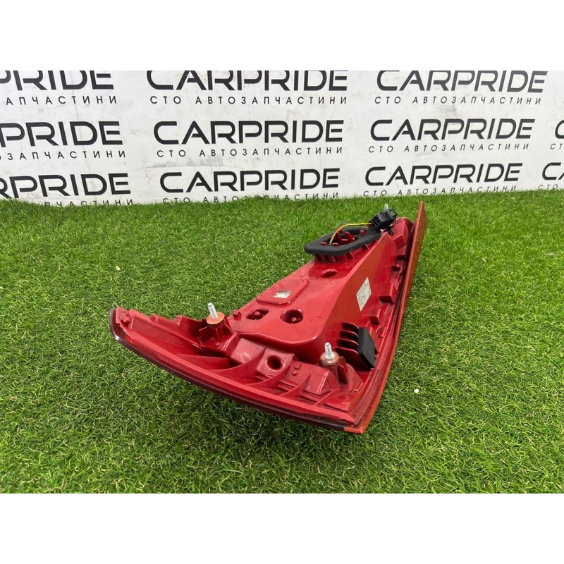 Задний фонарь (оптика) AUDI Q5 8R 2012 3.2 CALB 8R0945094B