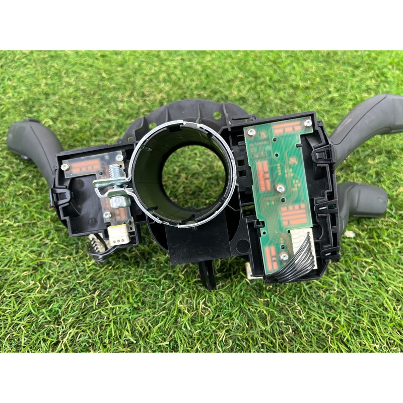 Блок подрулевых переключателей (электрика) AUDI Q5 8R 2012 3.2 CALB 8K0953502BK4PK