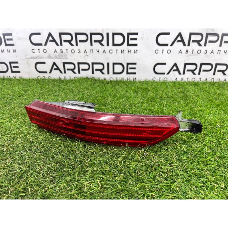 Фонарь бампера (оптика) Volkswagen Touareg NF 2013 3.6 7P6945702C