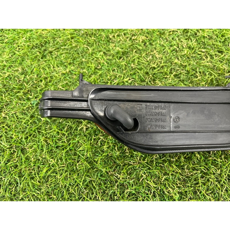 Фонарь бампера (оптика) Volkswagen Touareg NF 2013 3.6 7P6945702C