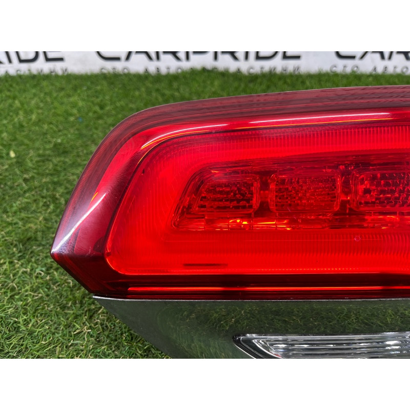 Задний фонарь (оптика) Jeep Grand Cherokee WK2 2014 3.0 Diesel EXF 68110046AC