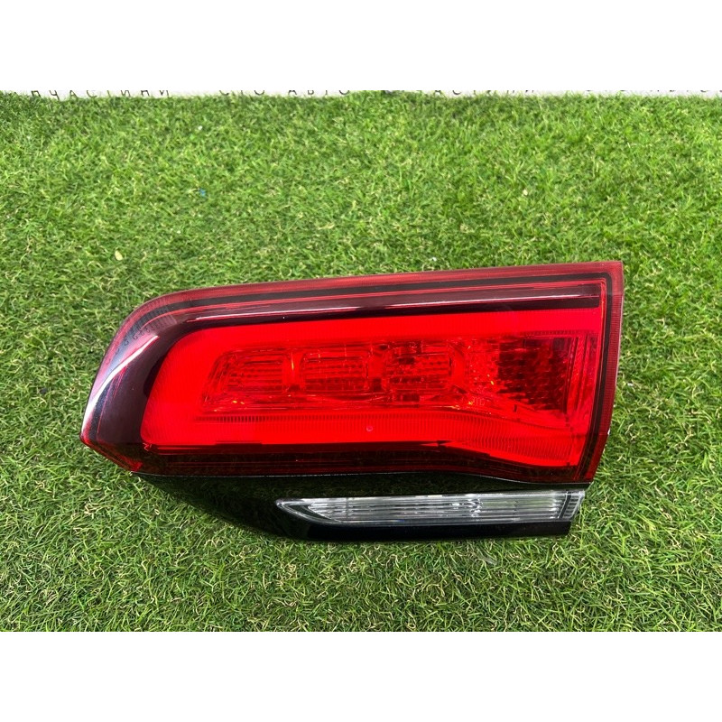 Задний фонарь (оптика) Jeep Grand Cherokee WK2 2020 3.6 68142944AJ