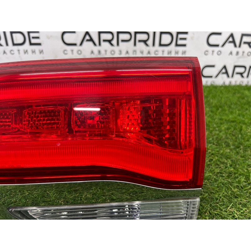 Задний фонарь (оптика) Jeep Grand Cherokee WK2 2017 3.6 68110046AD